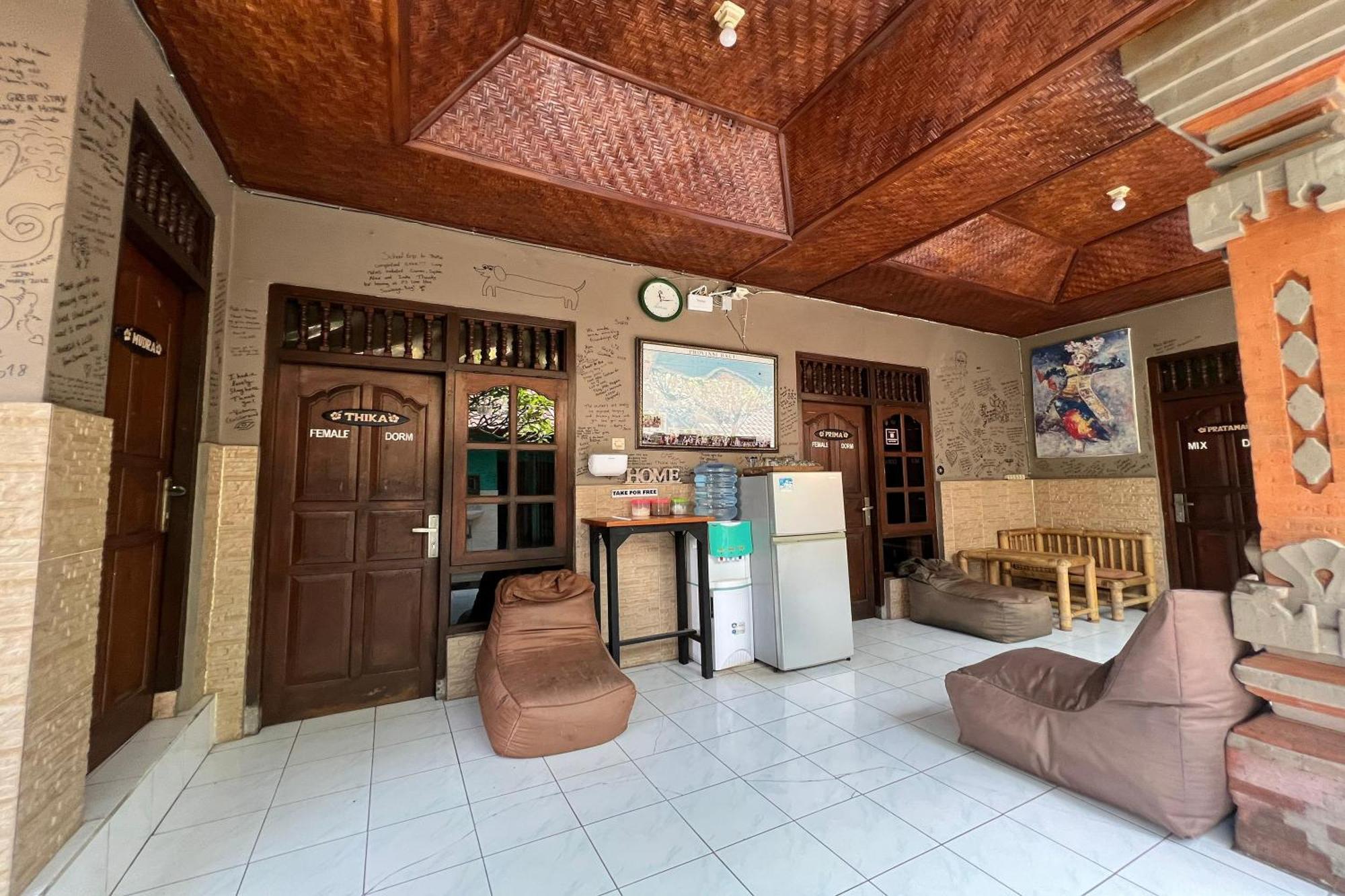 Padi-Padi Hostel & Bar Ubud Zewnętrze zdjęcie