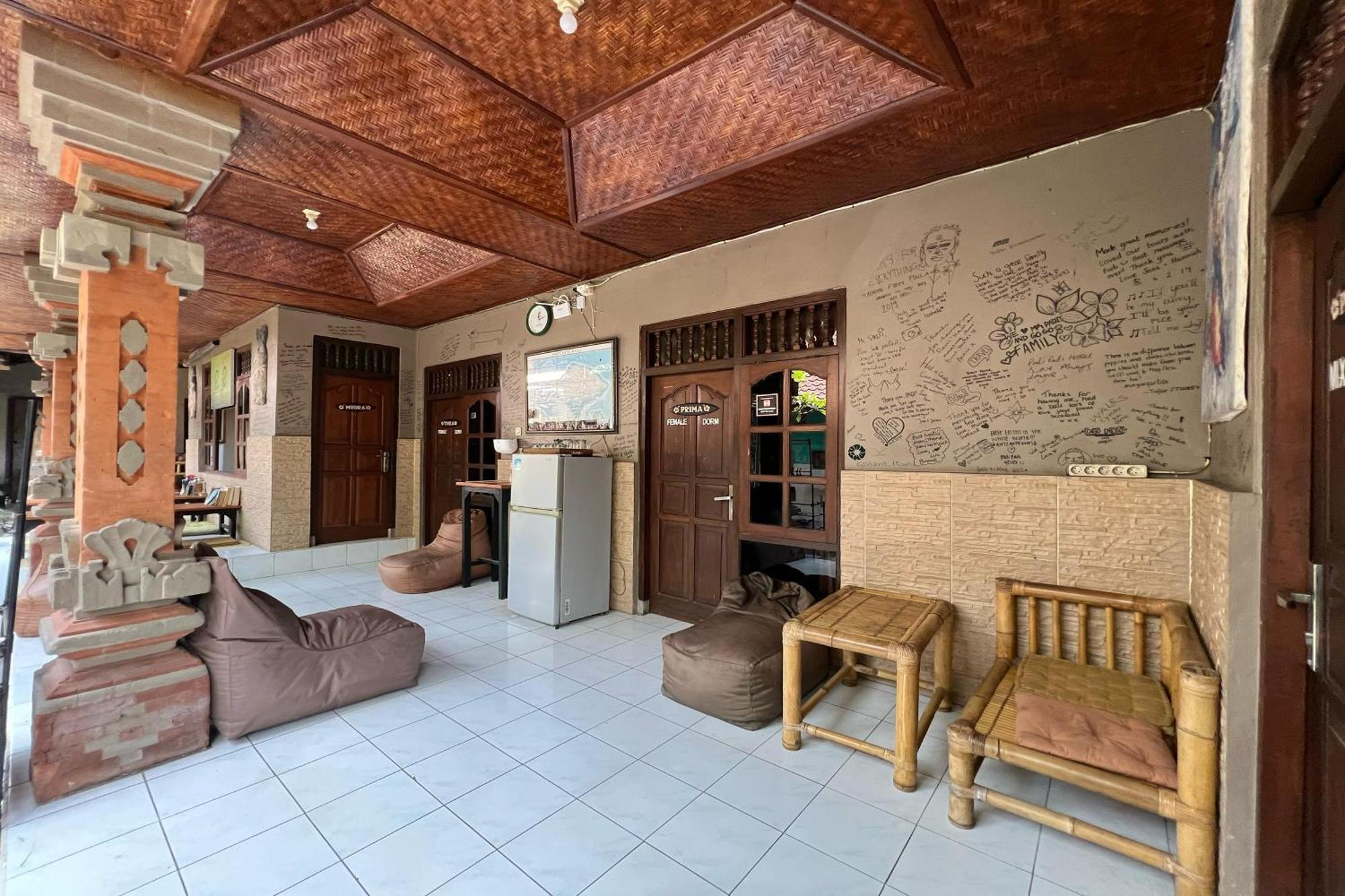 Padi-Padi Hostel & Bar Ubud Zewnętrze zdjęcie